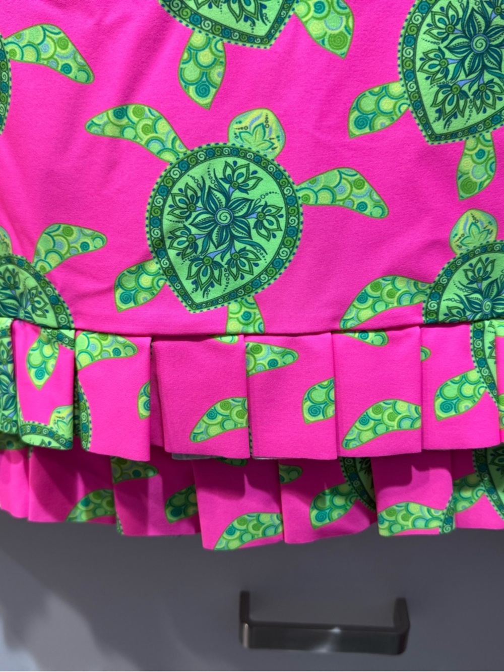 Tzu Tzu Hot Pink & Green golf skort. XL